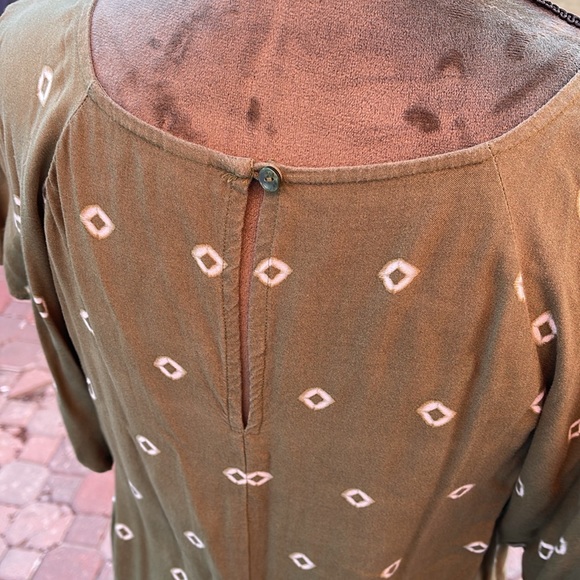 Blouse - Picture 2 of 4